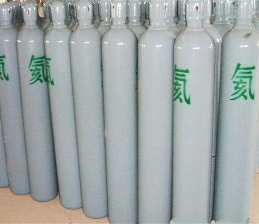 氦氣的性質(zhì)穩(wěn)定，穿透能力強(qiáng)，適合用來(lái)檢漏儀器！